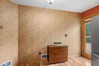 10283 Lee Drive, Eden Prairie, MN 55347 - Photo 12