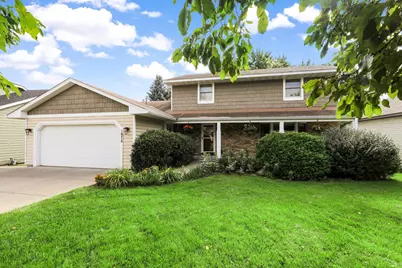1975 Long Lake Road, New Brighton, MN 55112 - Photo 4