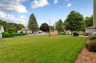 356 McIndoe St, Owatonna, MN 55060 - Photo 24
