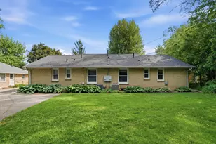 5124 Richmond Dr, Edina, MN 55436 - Photo 2
