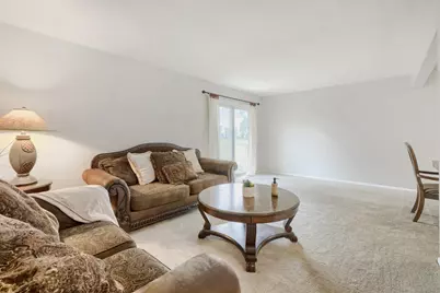 2342 Dorland Place E, Maplewood, MN 55119 - Photo 4