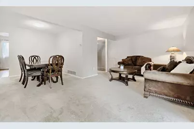 2342 Dorland Place E, Maplewood, MN 55119 - Photo 6