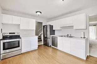 2342 Dorland Pl E, Maplewood, MN 55119 - Photo 10