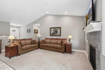 425 Knollwood Avenue, Saint Croix Falls, WI 54024 - Photo 8