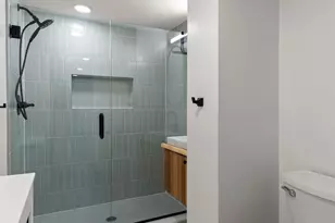 2401 Upton Ave N, Minneapolis, MN 55411 - Photo 60