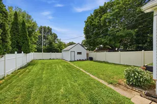 410 Superior St, Saint Paul, MN 55102 - Photo 30