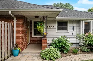 1703 Saunders Ave, Saint Paul, MN 55116 - Photo 4
