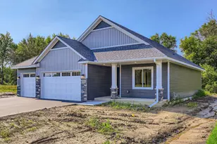 6363 Goodwin Ln, Wyoming, MN 55092 - Photo 2