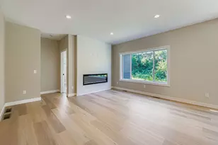 6363 Goodwin Ln, Wyoming, MN 55092 - Photo 6