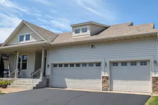 1719 140th Ave NE, Ham Lake, MN 55304 - Photo 2