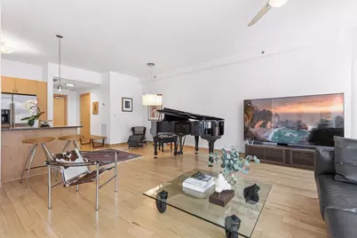 215 10th Avenue S #435, Minneapolis, MN 55415 - Photo 6