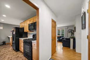 907 Fairfield Rd, New Richmond, WI 54017 - Photo 8