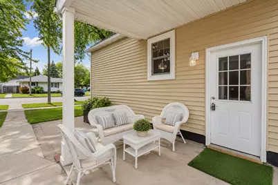 125 W Church Street, Belle Plaine, MN 56011 - Photo 16