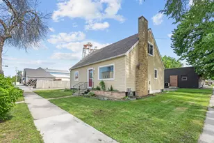 125 W Church St, Belle Plaine, MN 56011 - Photo 18