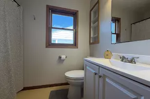 716 W 7th Ave, Fergus Falls, MN 56537 - Photo 38