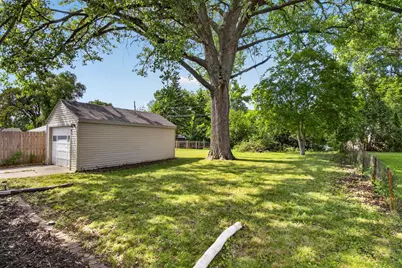 716 W 7th Avenue, Fergus Falls, MN 56537 - Photo 8