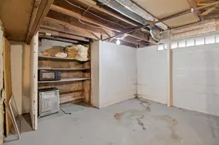 716 W 7th Ave, Fergus Falls, MN 56537 - Photo 32