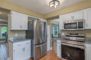901 Southwind Dr, Burnsville, MN 55306 - Photo 14