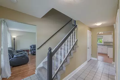 901 Southwind Drive, Burnsville, MN 55306 - Photo 4