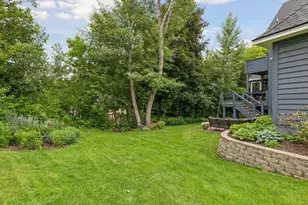 10730 Spoon Ridge, Eden Prairie, MN 55347 - Photo 38