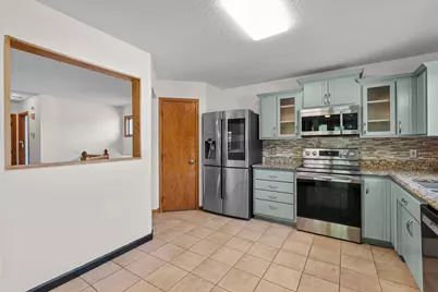 1136 Minnesota Street S, Shakopee, MN 55379 - Photo 22