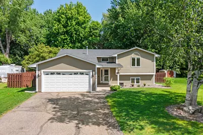 1136 Minnesota Street S, Shakopee, MN 55379 - Photo 2