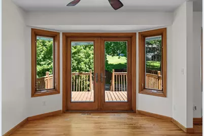 1136 Minnesota Street S, Shakopee, MN 55379 - Photo 14