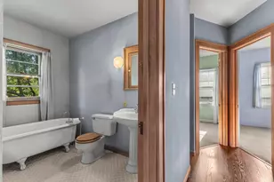 1111 Lane Pl, Saint Paul, MN 55106 - Photo 12