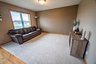 444 W Overlook Dr, Ellsworth, WI 54011 - Photo 8