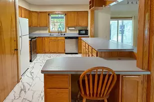 8243 Thomas Ave S, Bloomington, MN 55431 - Photo 8