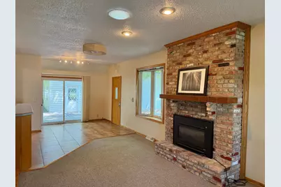 8243 Thomas Avenue S, Bloomington, MN 55431 - Photo 10