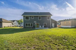 409 Sunflower Ct, Cannon Falls, MN 55009 - Photo 42