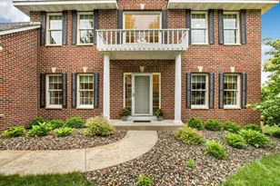 12322 Jasper Ln, Eden Prairie, MN 55347 - Photo 2