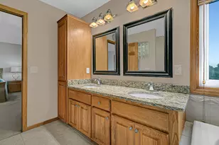 12322 Jasper Ln, Eden Prairie, MN 55347 - Photo 26