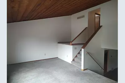 1404 City View Court NE, Rochester, MN 55906 - Photo 6