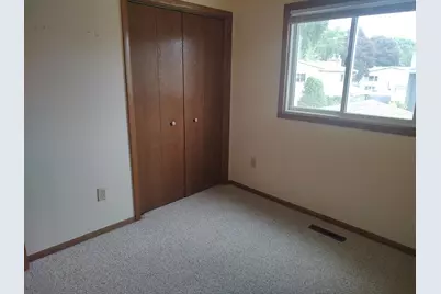 1404 City View Court NE, Rochester, MN 55906 - Photo 10