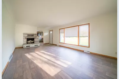 641 N Birch Street, Royalton, MN 56373 - Photo 4
