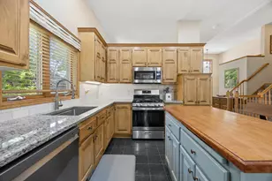 638 Oakwood Dr, Shoreview, MN 55126 - Photo 14