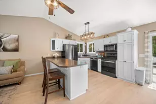 23617 Eidelweiss St NW, Saint Francis, MN 55070 - Photo 6