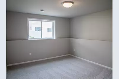6782 Meadow View Drive S, Fargo, ND 58104 - Photo 18