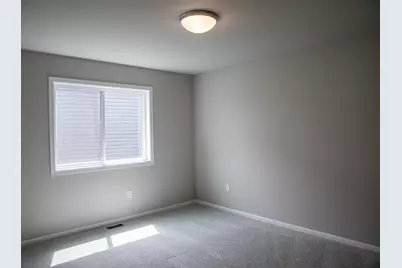 6782 Meadow View Drive S, Fargo, ND 58104 - Photo 14