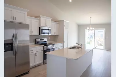 6782 Meadow View Drive S, Fargo, ND 58104 - Photo 2