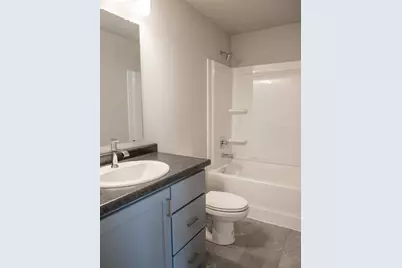 6782 Meadow View Drive S, Fargo, ND 58104 - Photo 22