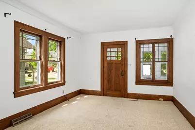 5117 Zenith Avenue S, Minneapolis, MN 55410 - Photo 4