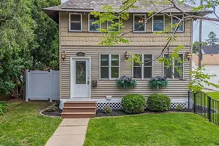 148 Wilder Street N, Saint Paul, MN 55104 - Photo 2
