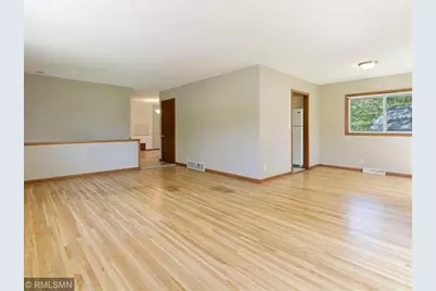 16020 Temple Drive, Minnetonka, MN 55345 - Photo 4