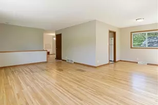 16020 Temple Dr, Minnetonka, MN 55345 - Photo 4
