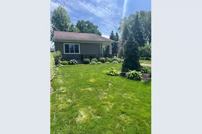 3929 Fordham Drive NE, Saint Paul, MN 55421 - Photo 2