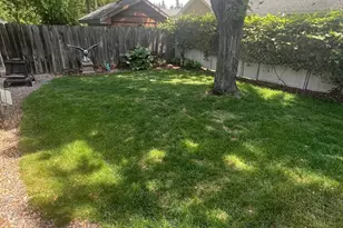 3929 Fordham Dr NE, Saint Paul, MN 55421 - Photo 10