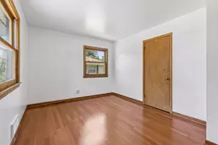 4002 Nevada Ave N, New Hope, MN 55427 - Photo 16